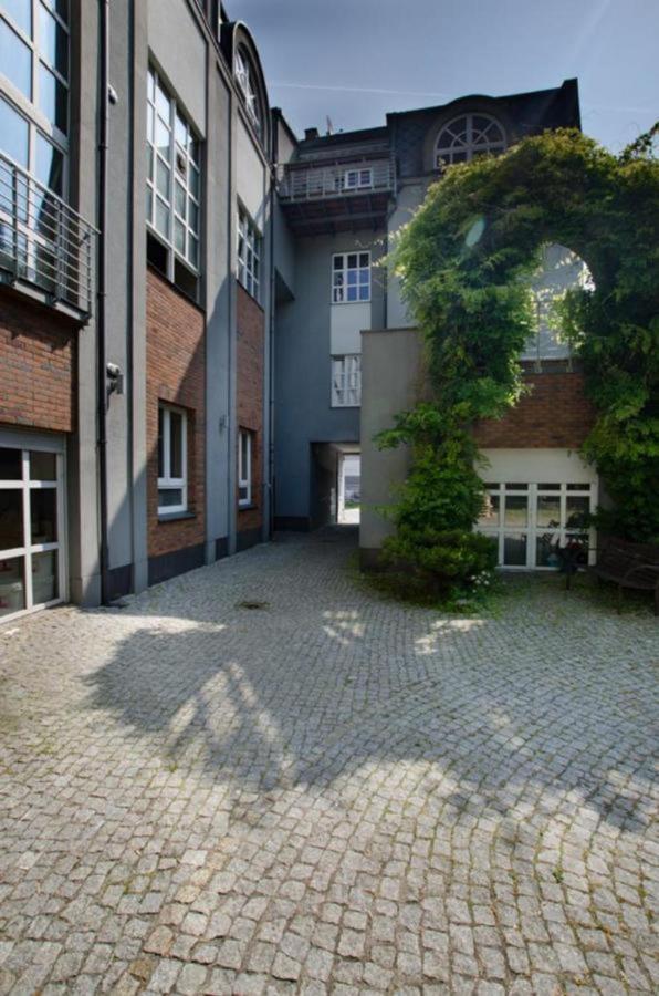 Piekarnia Apartamenty Manufaktura, Parking, Dostep Na Kod, Klima, 1-3 Pokoje, Prywatna Kamienica 罗兹 外观 照片