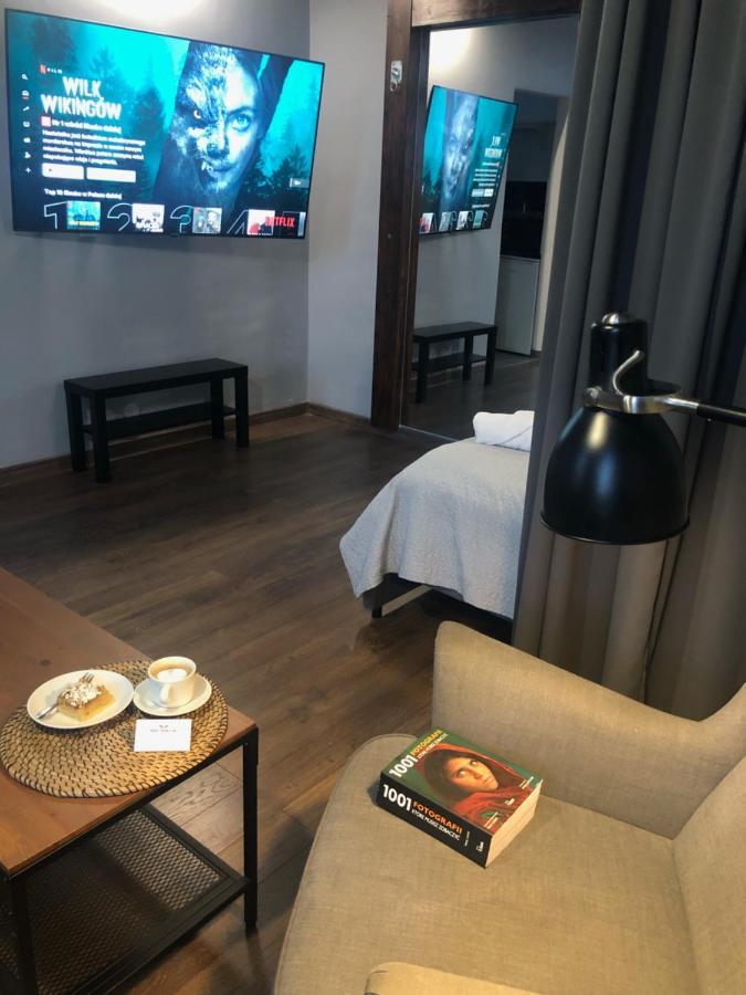 Piekarnia Apartamenty Manufaktura, Parking, Dostep Na Kod, Klima, 1-3 Pokoje, Prywatna Kamienica 罗兹 外观 照片