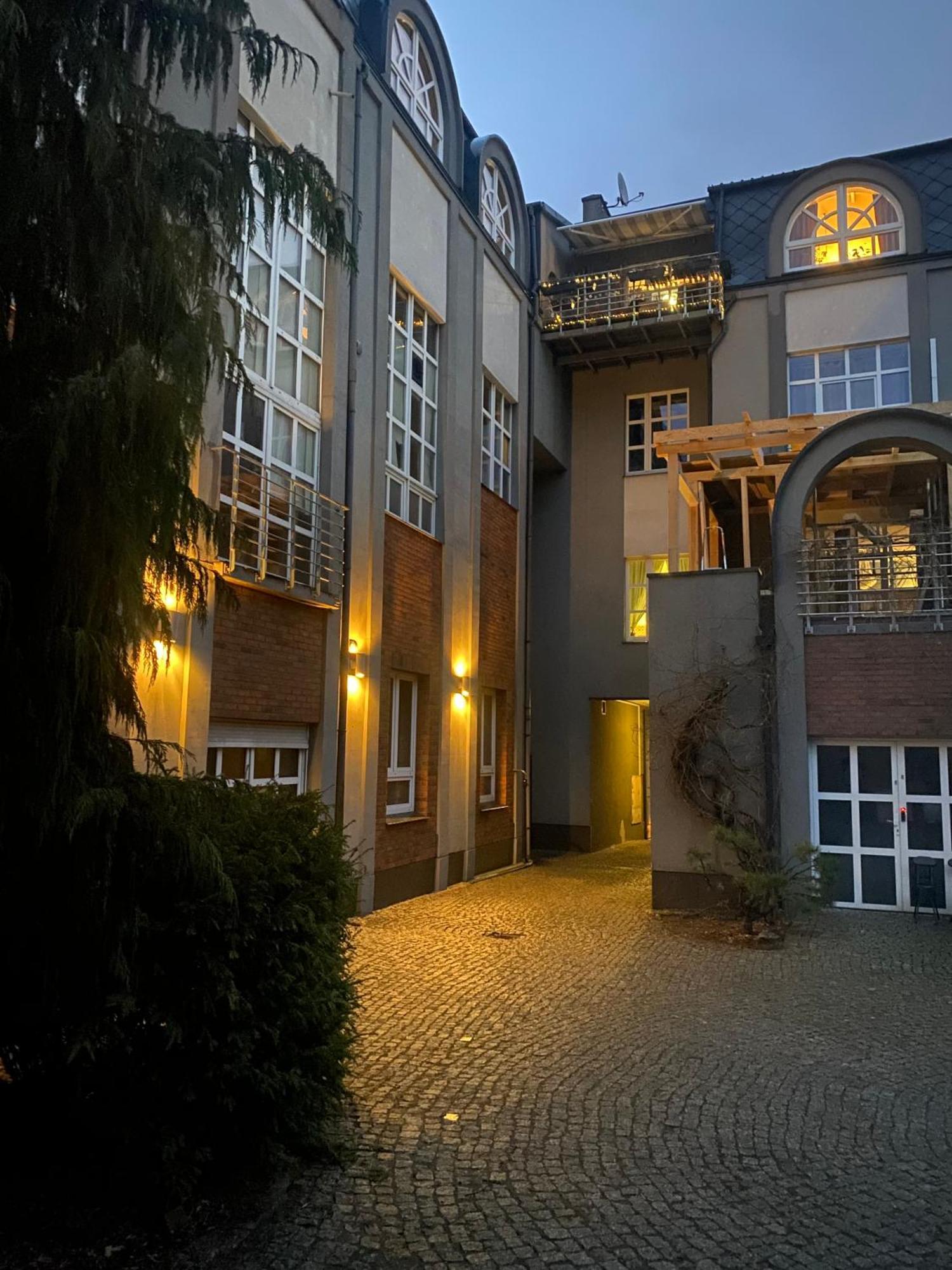 Piekarnia Apartamenty Manufaktura, Parking, Dostep Na Kod, Klima, 1-3 Pokoje, Prywatna Kamienica 罗兹 外观 照片
